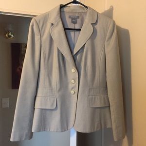 ANN TAYLOR light cream woman’s coat